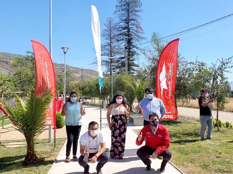 Vecinos de Sagrada Familia recibieron sus nuevas plazas