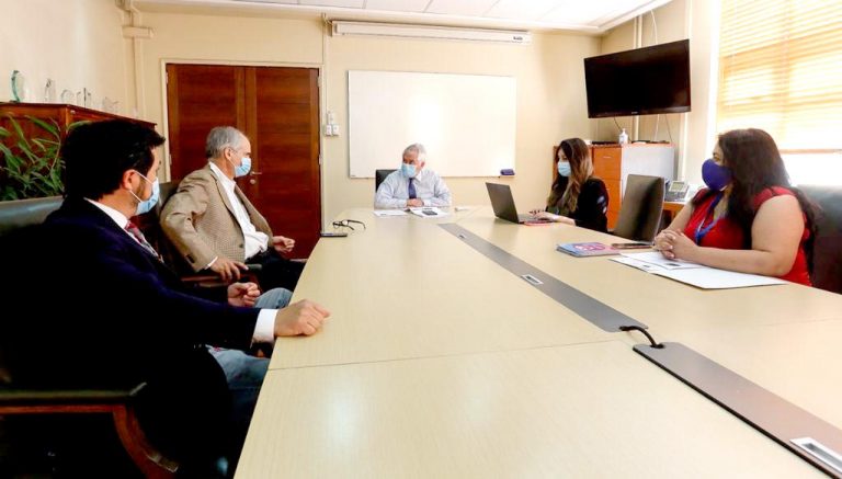 Parlamentarios del Maule pidieron al ministro de Salud habilitar pronto el nuevo Hospital de Curicó