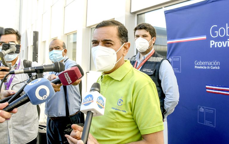 Restricción vehicular en Curicó no regirá en zona rural y cambia el horario de término