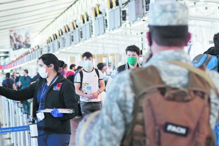 Recalcan que Chile debería cerrar fronteras ante aumento de contagios