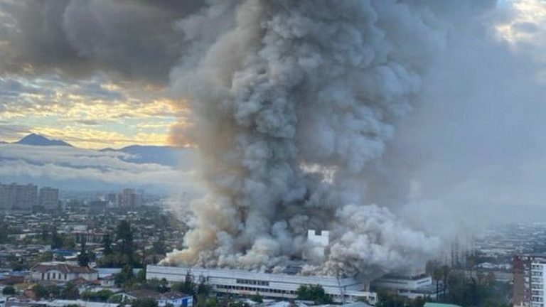 Incendio del Hospital San Borja ya está controlado: Falla eléctrica es la principal hipótesis