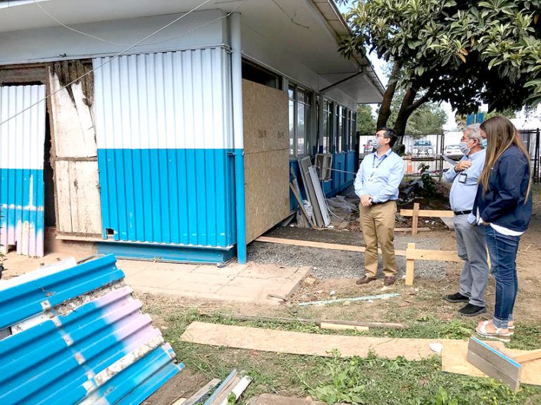 Supervisan obras de “Hospital a Punto” en las comunas de Teno, Licantén y Hualañé