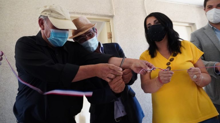 Ministra Karla Rubilar visitó Curicó  para entregar subsidios de arriendo