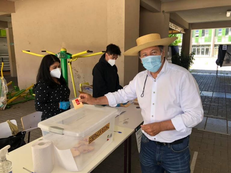 Senador Juan Castro: “He decidido renunciar a Renovación Nacional”