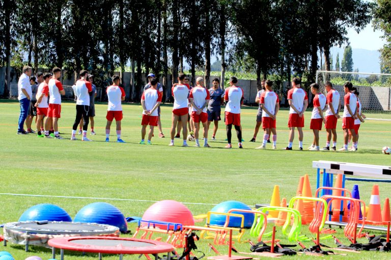 Mañana comienza sus prácticas Curicó Unido