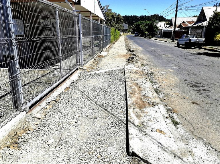 Sin contratiempos se desarrolla el programa de conservación de vías urbanas en Curicó