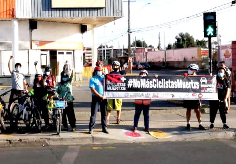 Ciclistas rindieron homenaje a joven que murió atropellada