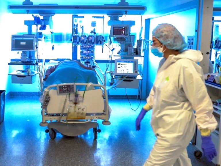 “No puede ser que comunas como Curicó o Linares  estén peor que cuando comenzaron la Cuarentena”