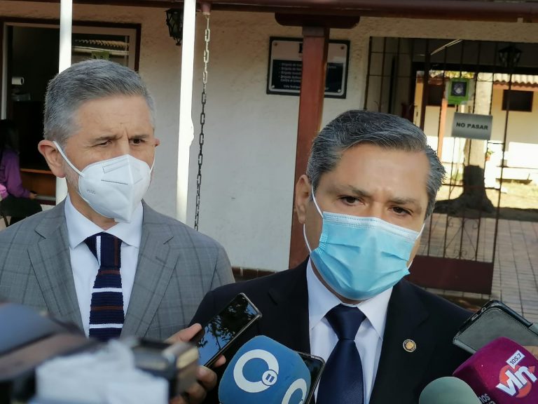 Detienen a mujer que estafaba a  través de redes sociales en Curicó