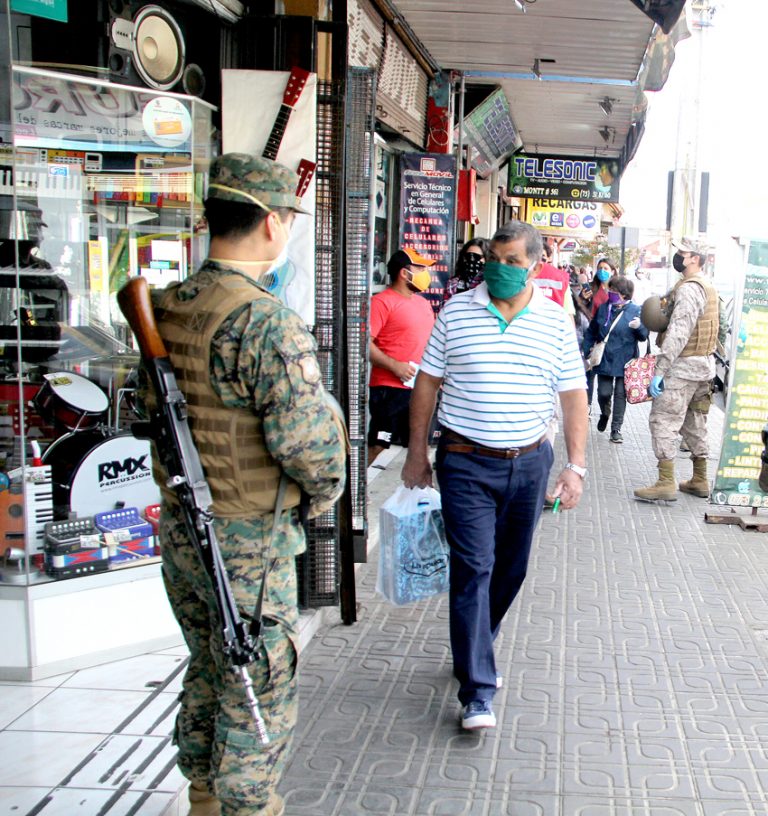 El 41% de las comunas que llevan más de un mes en Cuarentena registraron alza de casos activos