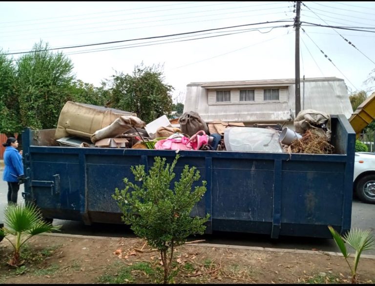 Villas Víctor Domingo Silva y Valles de Santa Fe I reciben hoy operativos de retiro de enseres de hogar