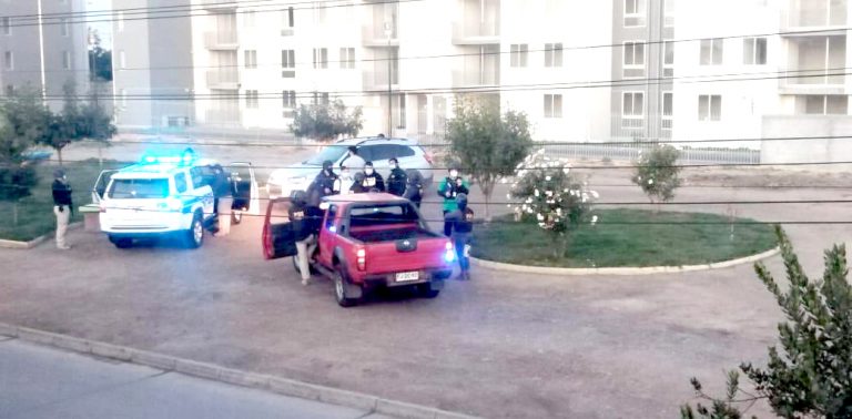 Seis personas fueron detenidas por  estar grabando un video musical