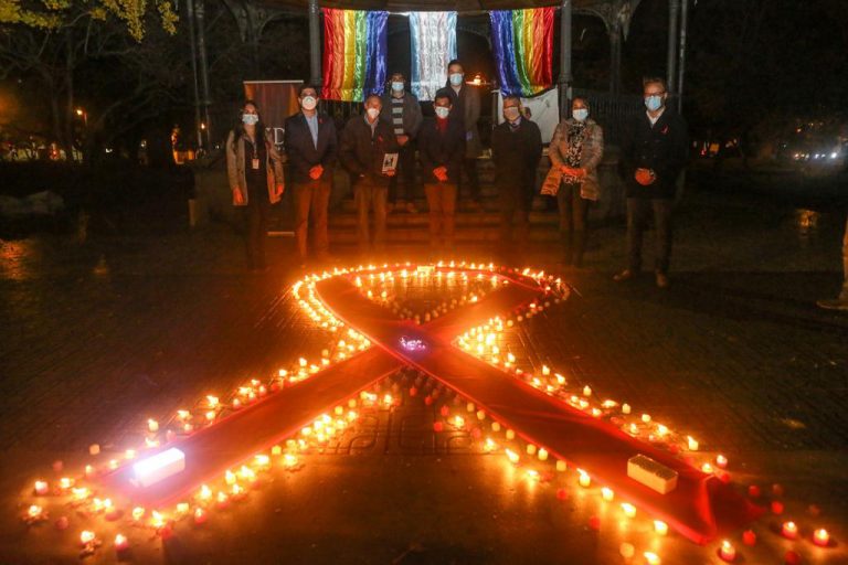 Con emotiva ceremonia recordaron en  Talca a personas fallecidas por VIH-Sida