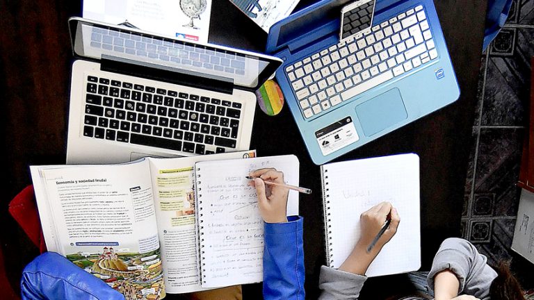 Universidad Autónoma analizó el uso de redes sociales en la enseñanza a distancia