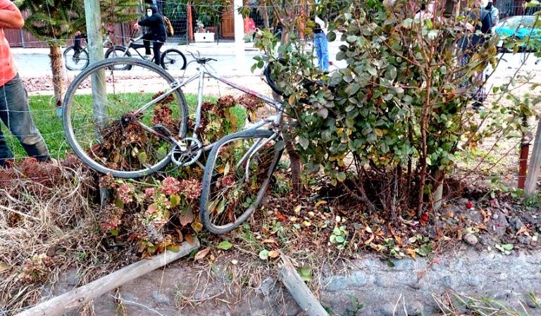 Ciclista grave tras ser atropellado  por conductor que se fugó del lugar