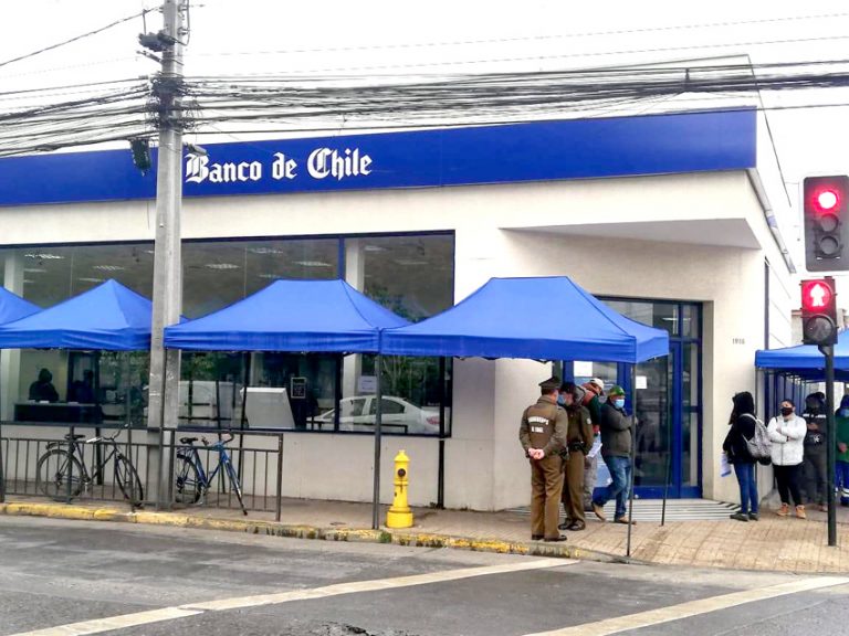 Hombre trató de cobrar más de  $30 millones con cheque falso