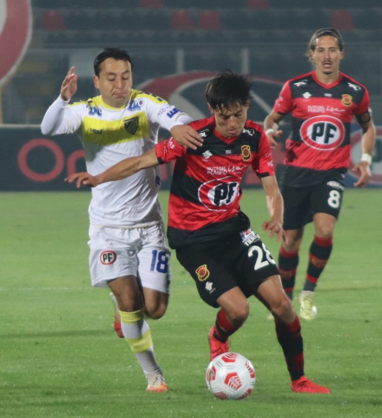 Rangers logra un rehabilitador triunfo 2-0 ante A.C. Barnechea