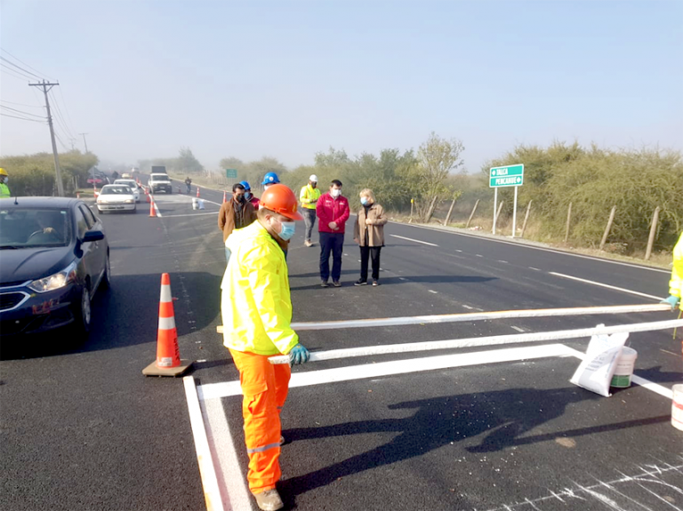 Ministerio de Obras Públicas pavimentará 185 kilómetros de vías rurales en la región