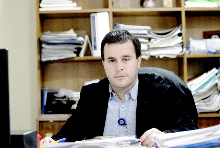 Municipio curicano instala dispositivo de toma de PCR para vocales de mesa