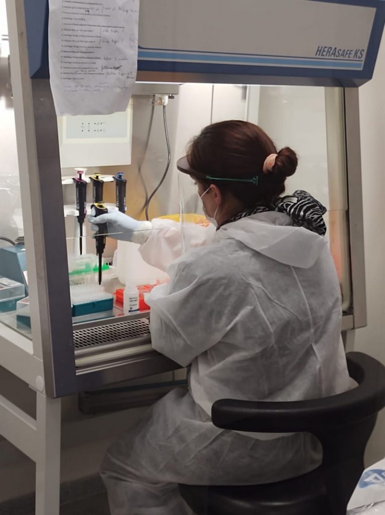 Mujer oriunda de Talca es el primer caso confirmado de variante Delta en Chile