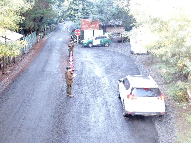 Realizan servicios preventivos al  ingreso del Parque Radal Siete Tazas