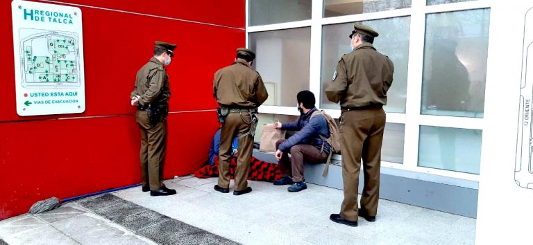 Coordinan atención para personas en situación  de calle que pernoctan en la cercanía del HRT