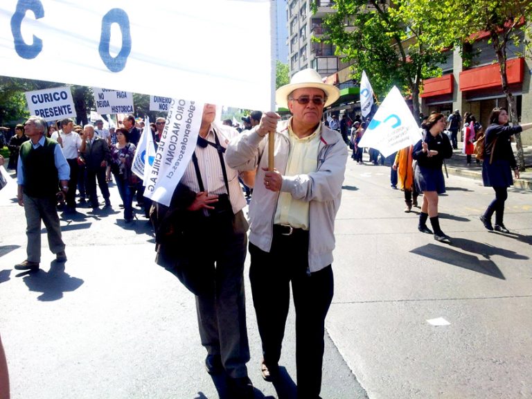 Colegio de Profesores del Maule apoya a docente amonestado