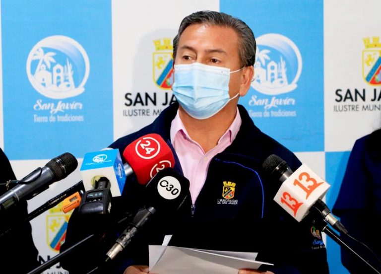 Alcalde señala estar molesto con el Minsal