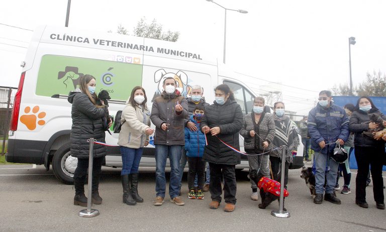 Municipio curicano inauguró su primera Clínica Veterinaria Móvil