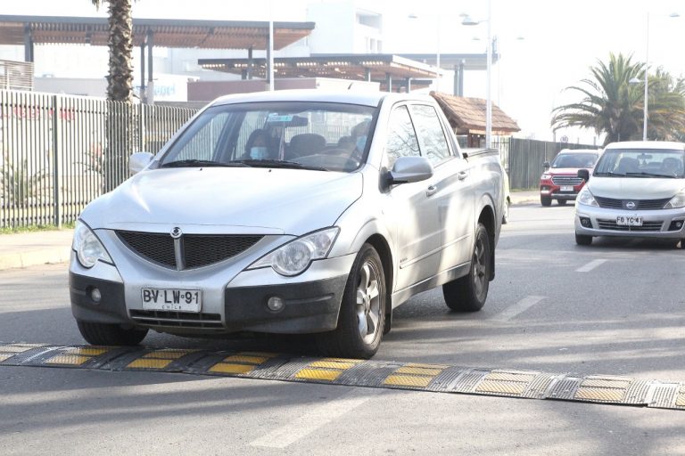 Aprueban nueva compra de “lomos de toro” que serán destinados a distintos sectores de la comuna