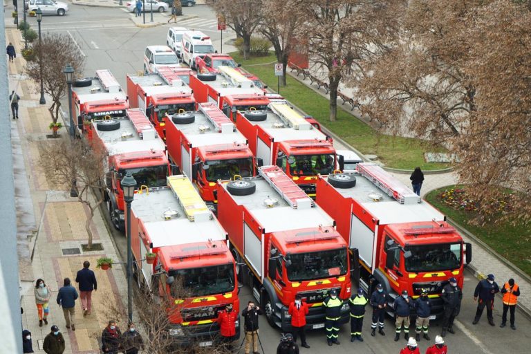 Bomberos del Maule cuentan con 14 nuevos carros gracias aporte Gobierno Regional