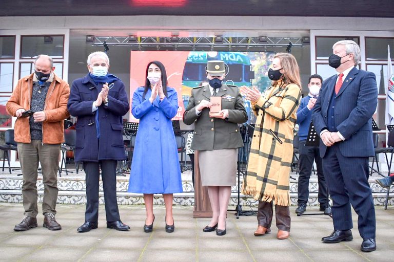 En San Javier y con entrega de distinciones  se conmemoró el Día de la Región del Maule