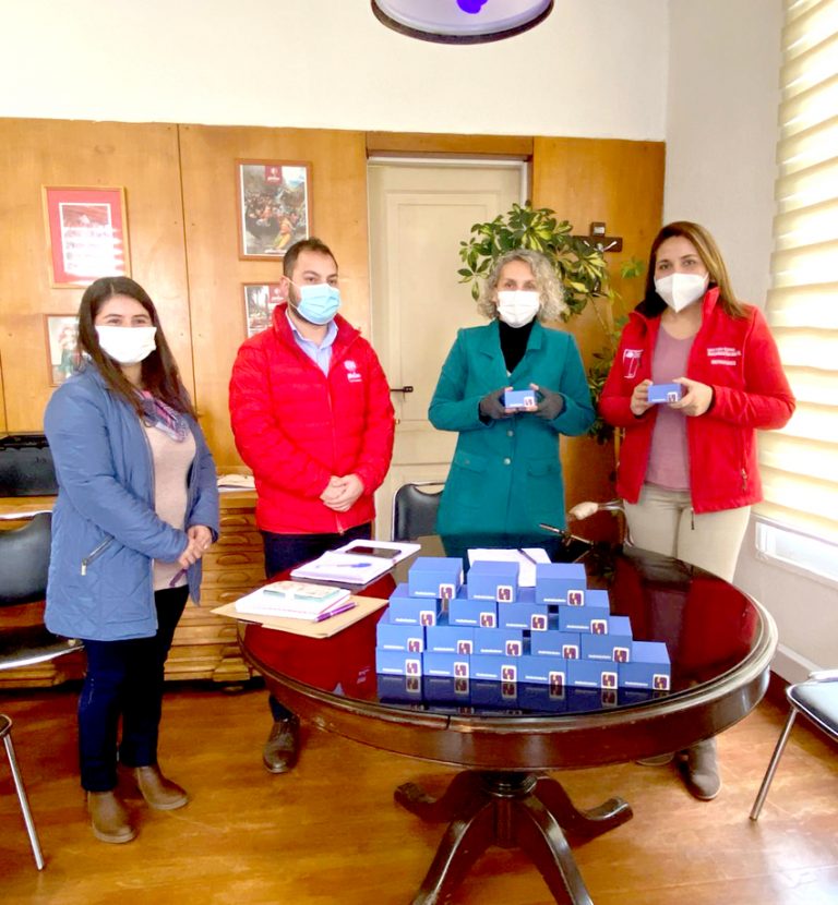 Entregan dispositivos de emergencia para mujeres víctimas de violencia