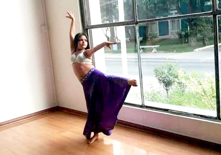 Joven curicana resultó segunda en Festival Internacional de Danza Árabe