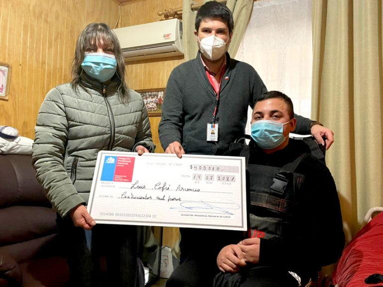 Curicano recibe aporte para financiar máquina para la apnea del sueño