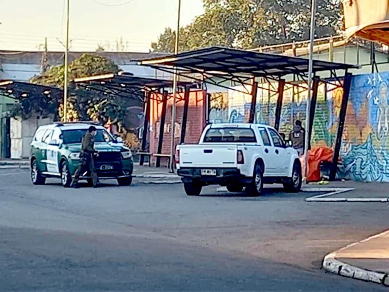 Persona en situación de calle murió  en el terminal de buses de Molina
