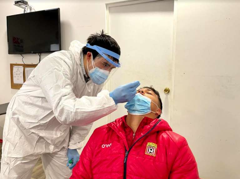 Equipos de Salud Municipal realizaron test preventivo a cadetes de Curicó Unido