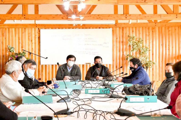 Gobierno Regional financiará tres nuevas ambulancias para la región