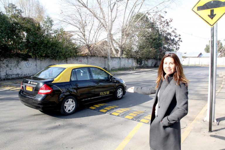 Alegría entre vecinos tras instalación de  reductor de velocidad en avenida O’Higgins