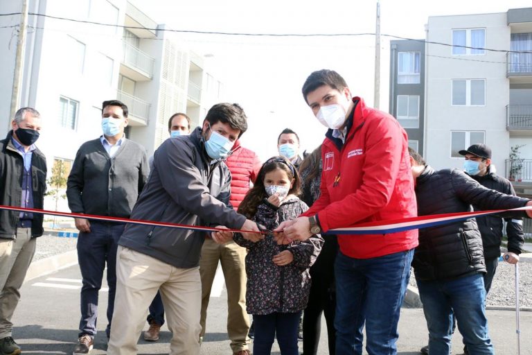 Familias de Portal Tutuquén recibieron las llaves de sus departamentos en Curicó