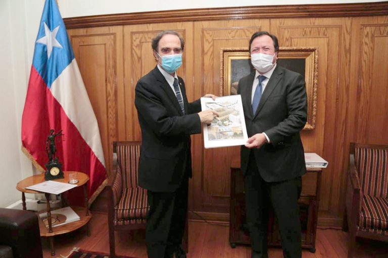 Centro cívico: Alcalde de Talca y ministro de Justicia  avanzan en acuerdo de traspaso del terreno carcelario