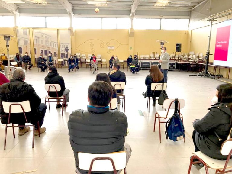 Alcalde de Talca inició diálogo con comunidades educativas para ver modalidad de retorno a clases