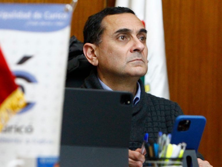 Estudiantes curicanos participaron en la encuesta “Juventud y Bienestar” de Senda