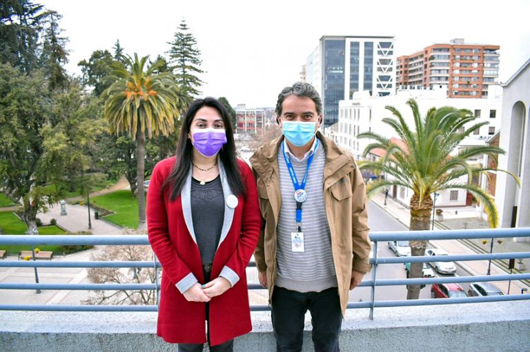 Gobernadora regional se reunió con director del Hospital de Curicó