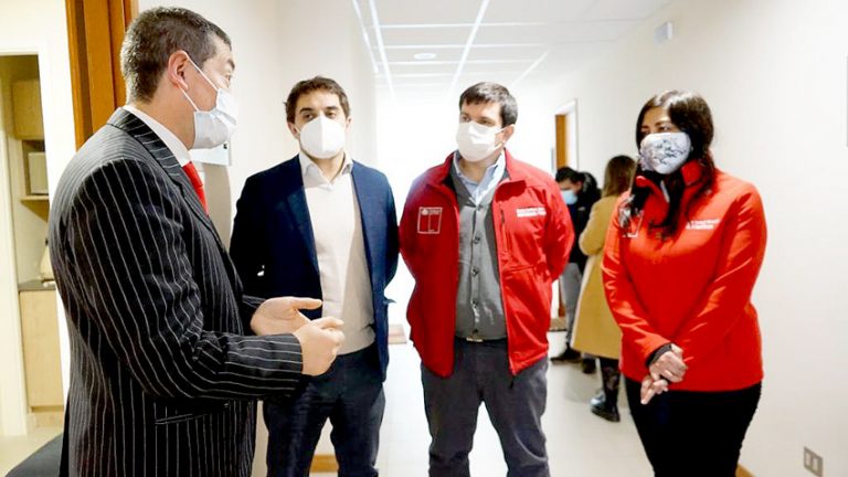 Autoridades visitan empresa maulina y destacan beneficios de los subsidios laborales del Gobierno