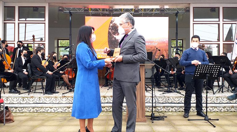 Reconocen trayectoria y aporte al combate de la pandemia del Dr. Jorge Canteros