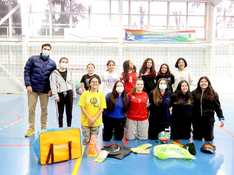 Voleibolistas Promesas Maule volvieron a remachar en la red