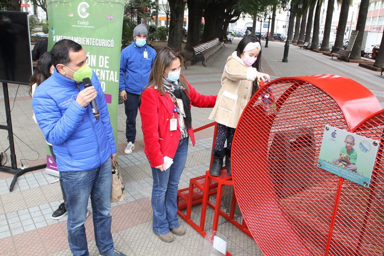 Instalan punto limpio de recepción de  tapitas en favor de los niños con cáncer