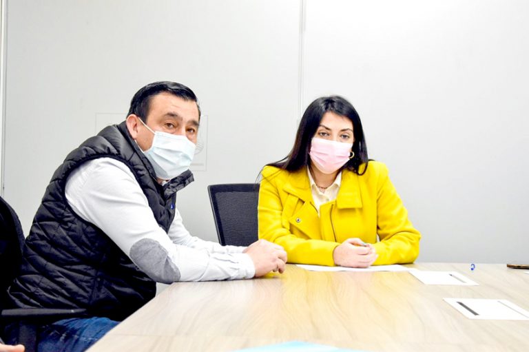 Gobernadora regional y alcalde Arriagada analizaron proyectos para Sagrada Familia