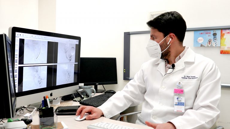 Hospital de Talca realizó inédito y complejo  procedimiento para salvar vida de paciente